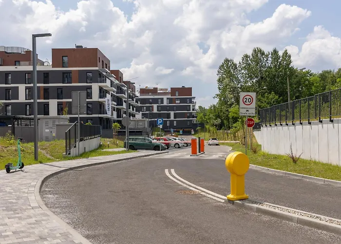 Ceglana Park Bright Balcony & Parking By Renters Katowice