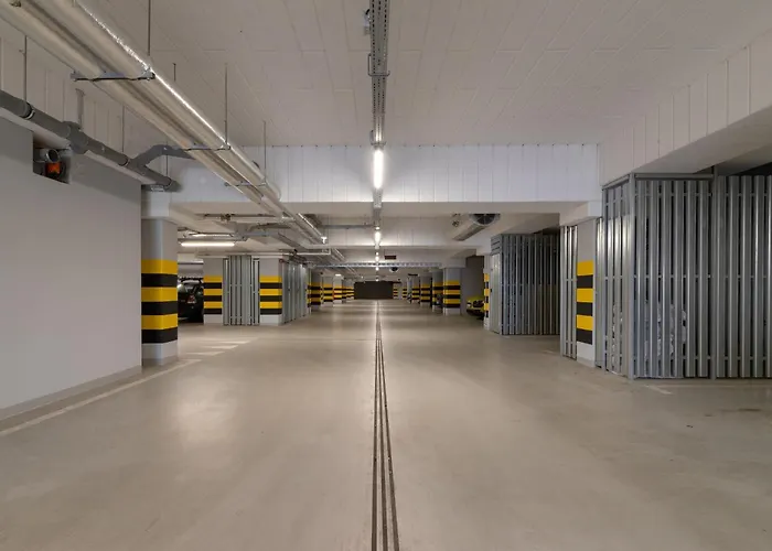 Ceglana Park Bright Balcony & Parking By Renters Katowice